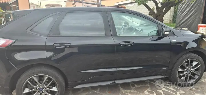 Ford Edge 2018 photo 2