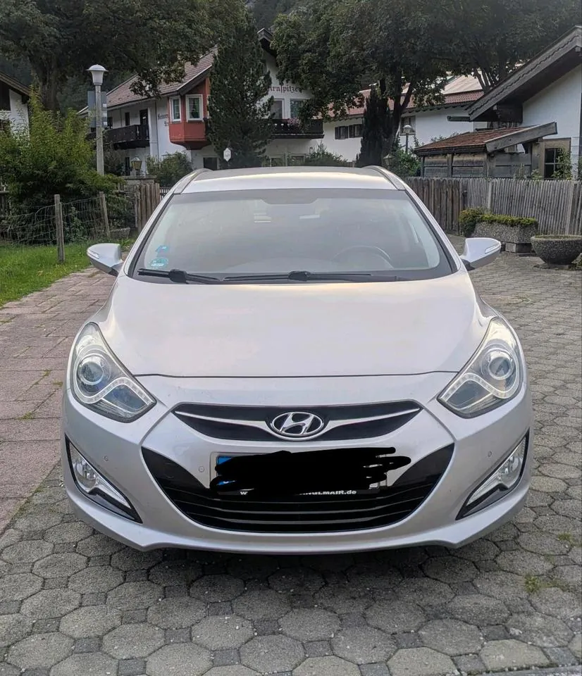 Hyundai I40