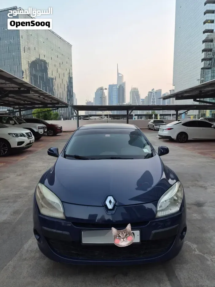 Renault Megane 2012 photo 2