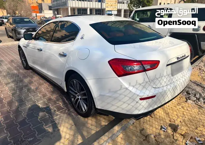 Maserati Ghibli 2014 photo 2