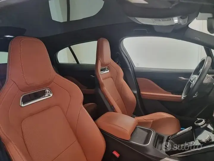 Jaguar I-Pace 2019 photo 3