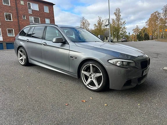 BMW 520D 2011 photo 2