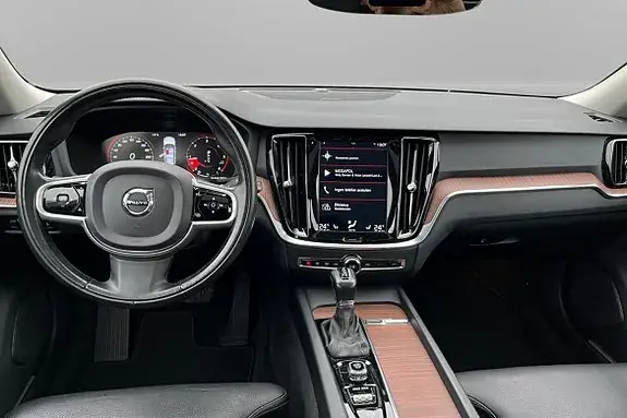 Volvo V60 2019 photo 5