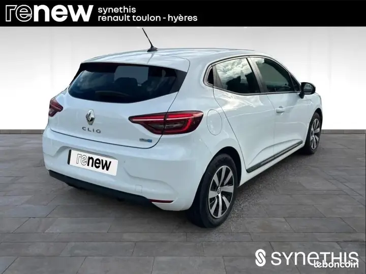 Renault Clio 2022 photo 3