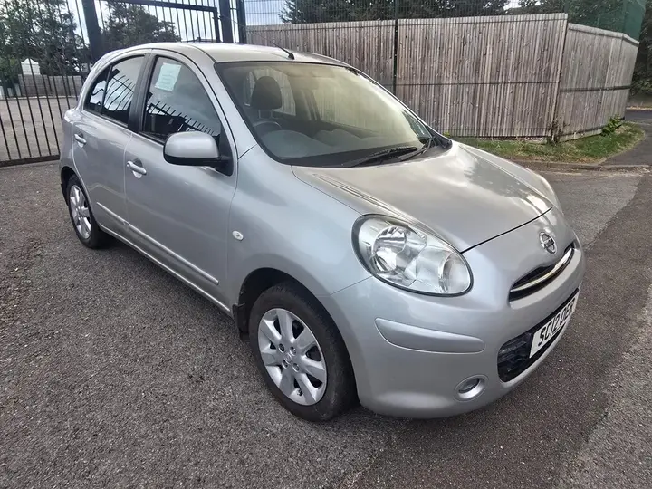 Nissan Micra 2012 photo 5