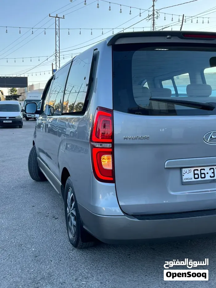Hyundai H1 2019 photo 3