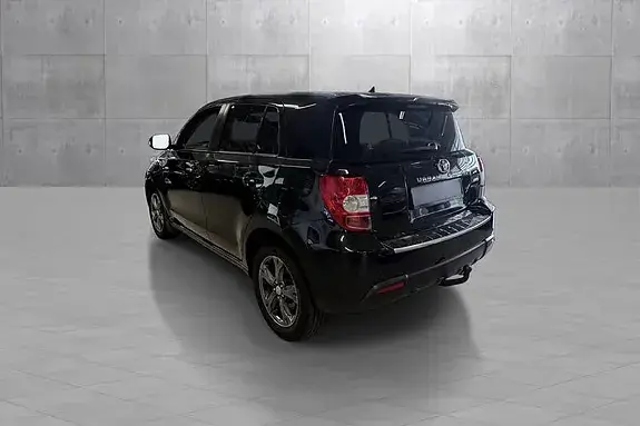 Toyota Urban Cruiser 2011 photo 2