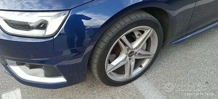 Audi A4 Avant 2021 photo 3