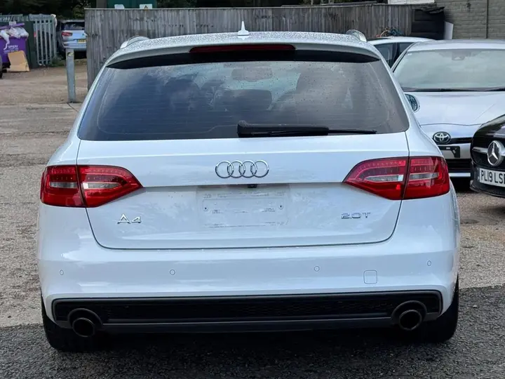 Audi A4 Avant 2013 photo 5