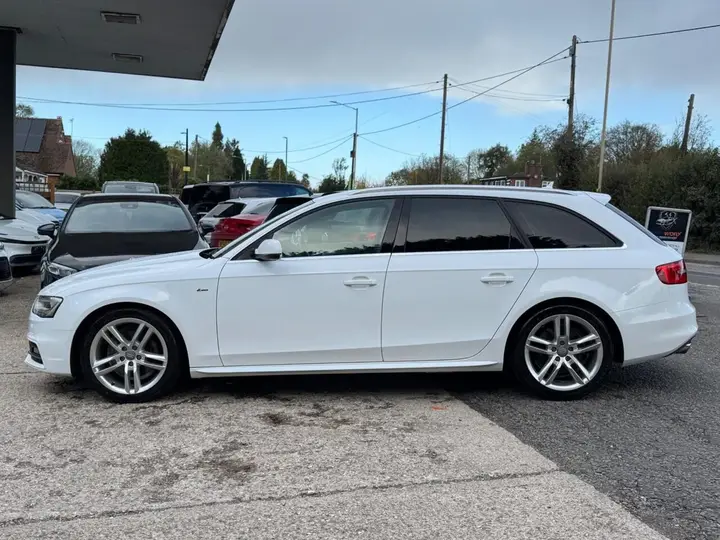 Audi A4 Avant 2013 photo 4