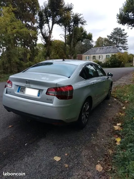 Citroen C5 2016 photo 2