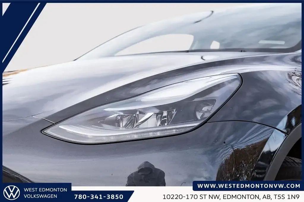 Tesla Model Y 2024 photo 2