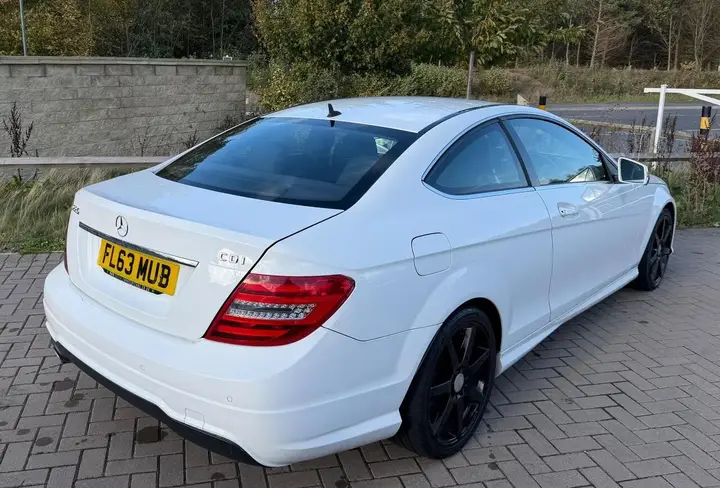 Mercedes-Benz C-Class 2013 photo 5