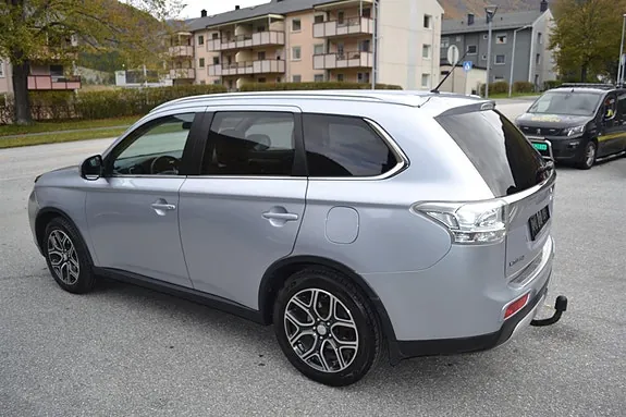 Mitsubishi Outlander 2015 photo 5
