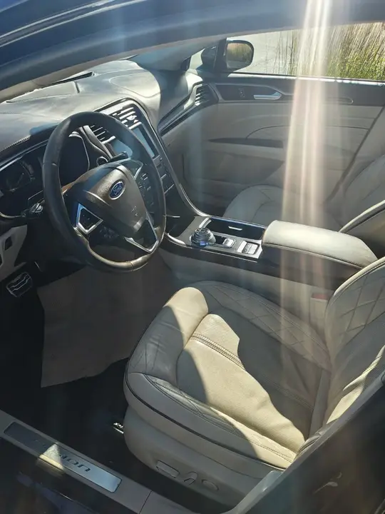 Ford Fusion 2017 photo 5