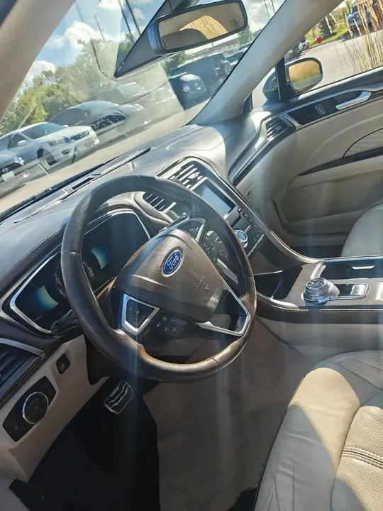 Ford Fusion 2017 photo 3