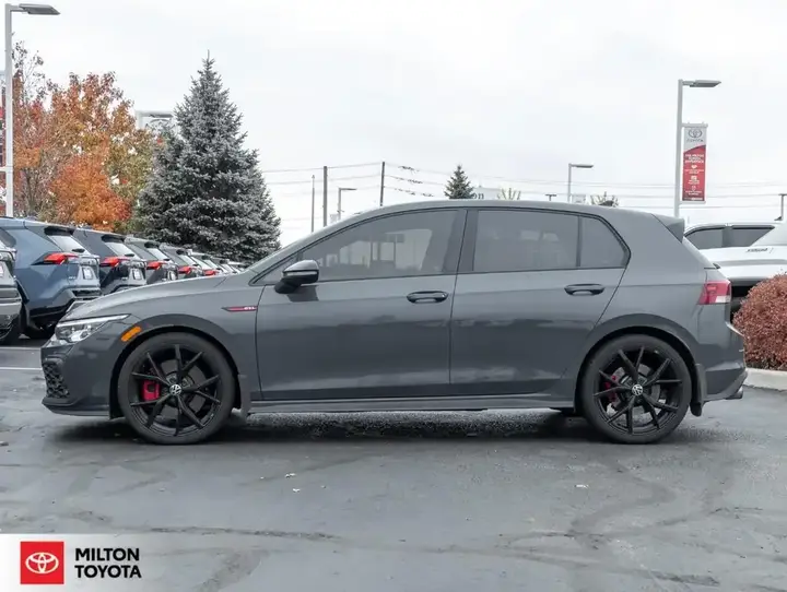 Volkswagen Golf Gti 2024 photo 3