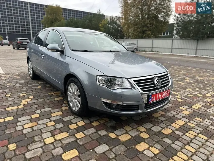 Volkswagen Passat 2009 photo 2