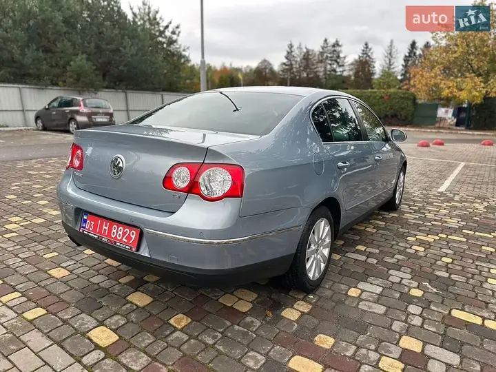 Volkswagen Passat 2009 photo 3