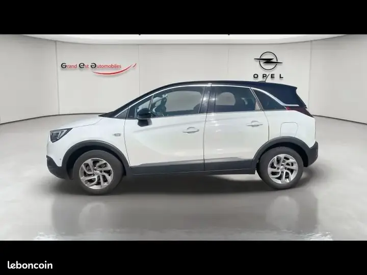 Opel Crossland X 2021 photo 2
