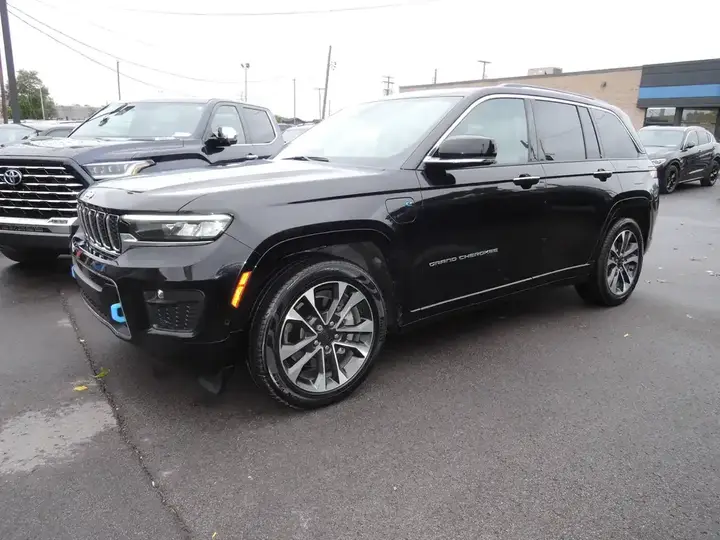 Jeep Grand Cherokee 2022 photo 3