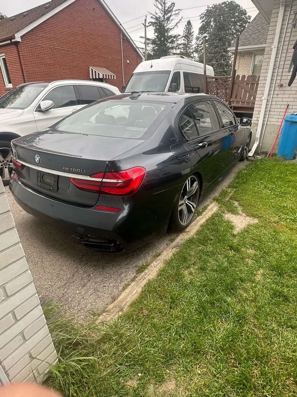 BMW 7 Series 2017 photo 4
