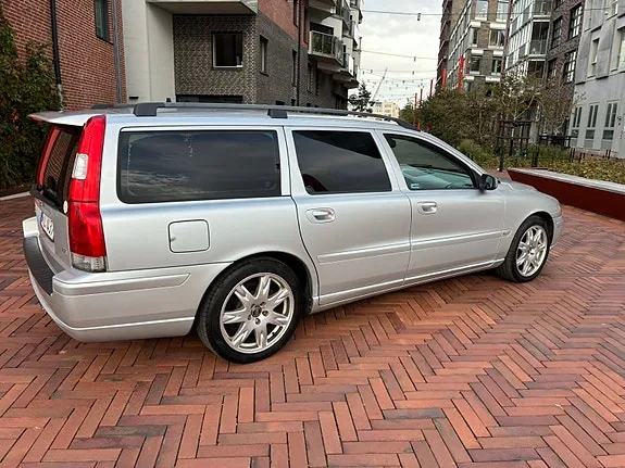 Volvo V70 2005 photo 3