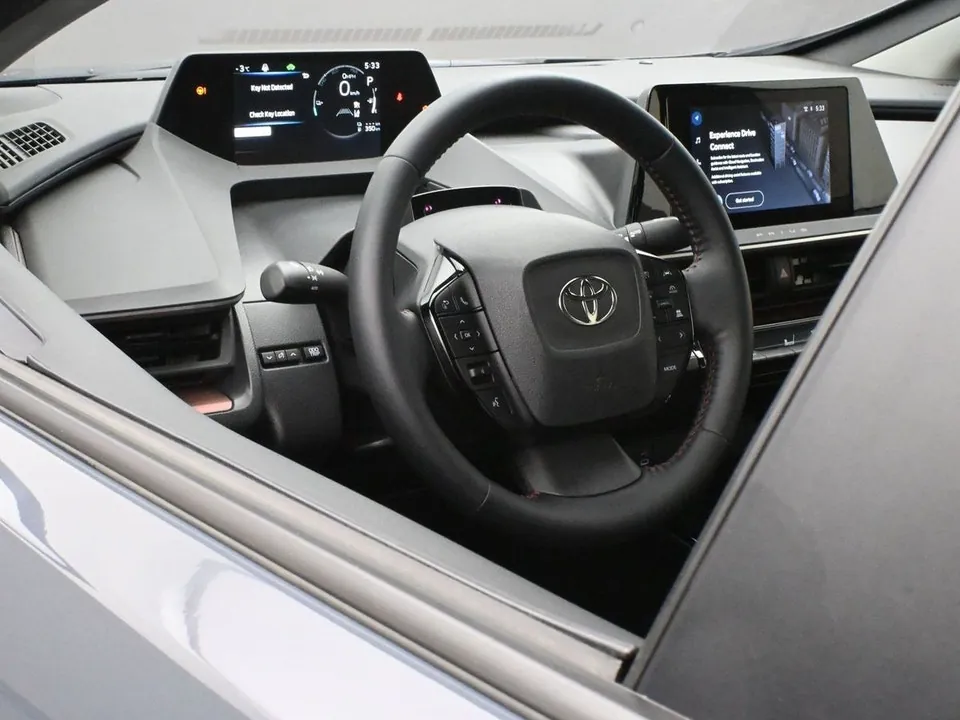Toyota Prius 2025 photo 5