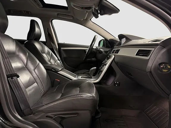Volvo V70 2013 photo 4
