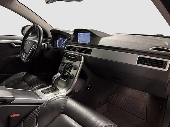 Volvo V70 2013 photo 5