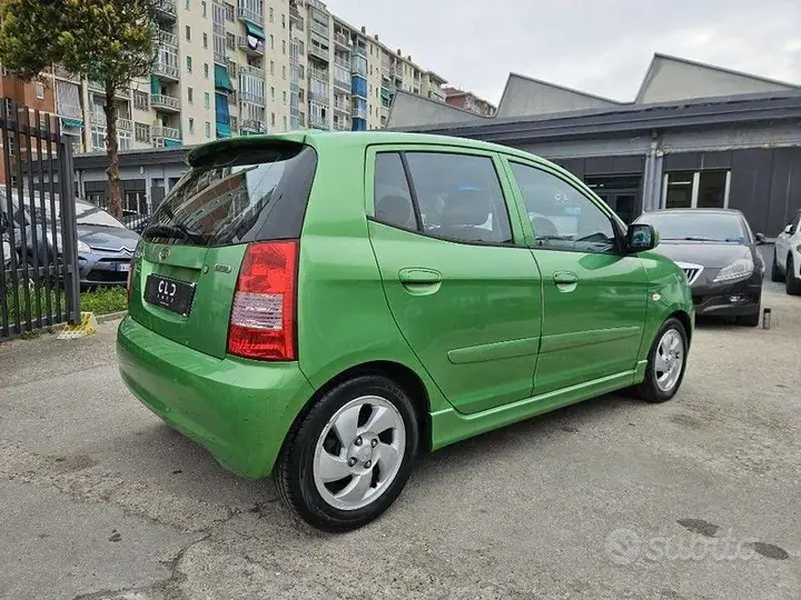 Kia Picanto 2009 photo 2