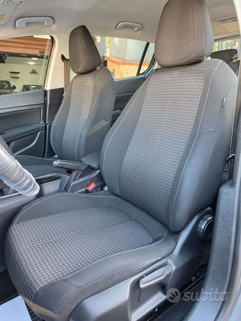 Peugeot 308 2017 photo 3