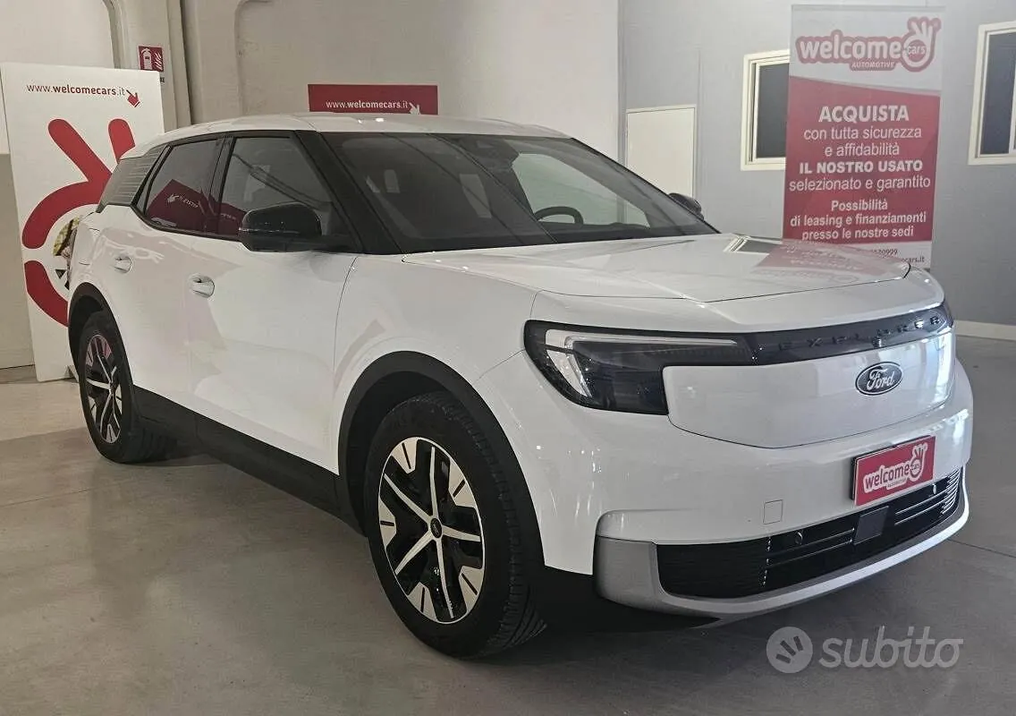 Ford Explorer 2025 photo 5