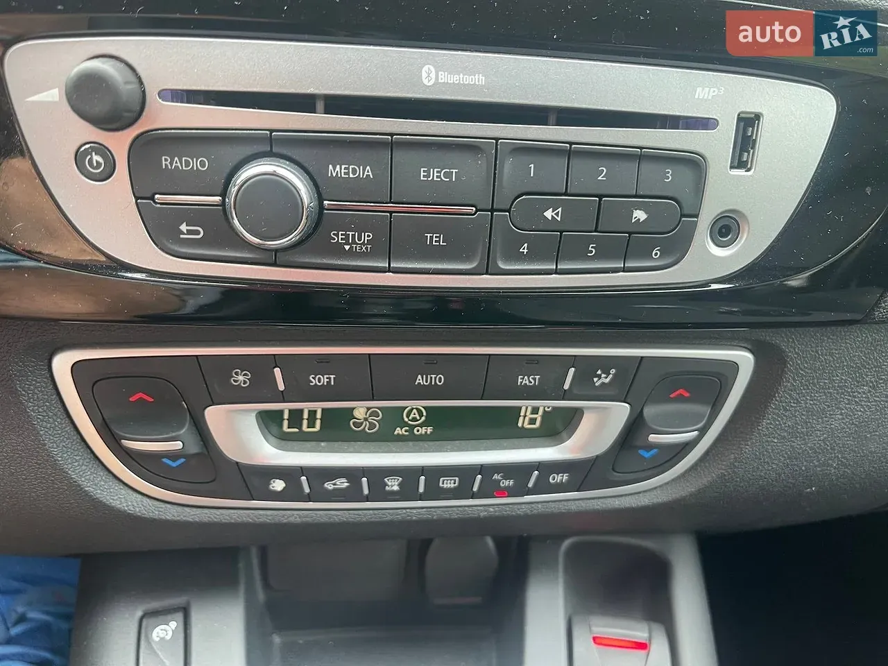 Renault Grand Scenic 2013 photo 3