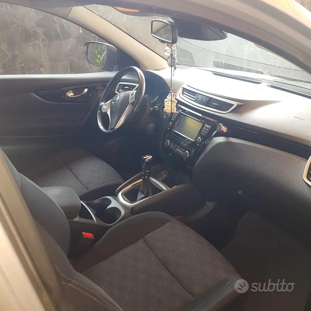 Nissan Qashqai 2015 photo 4