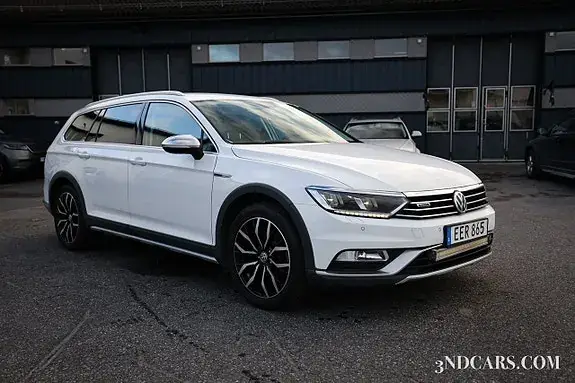 Volkswagen Passat Alltrack 2016 photo 2