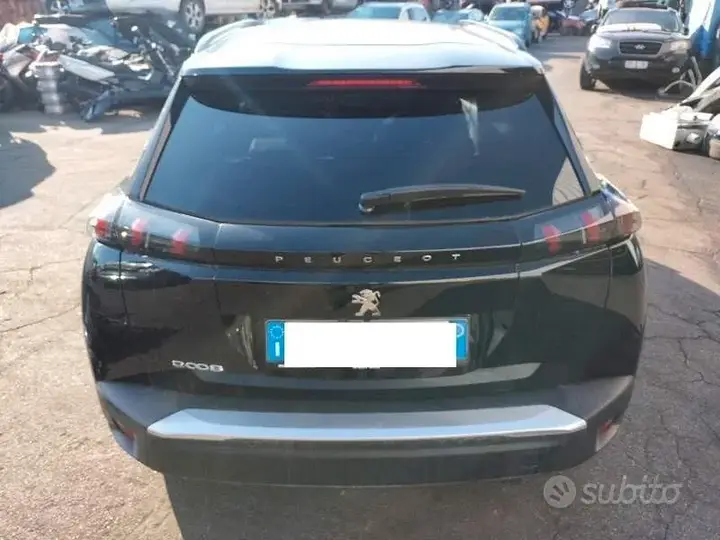 Peugeot 2008 2023 photo 2