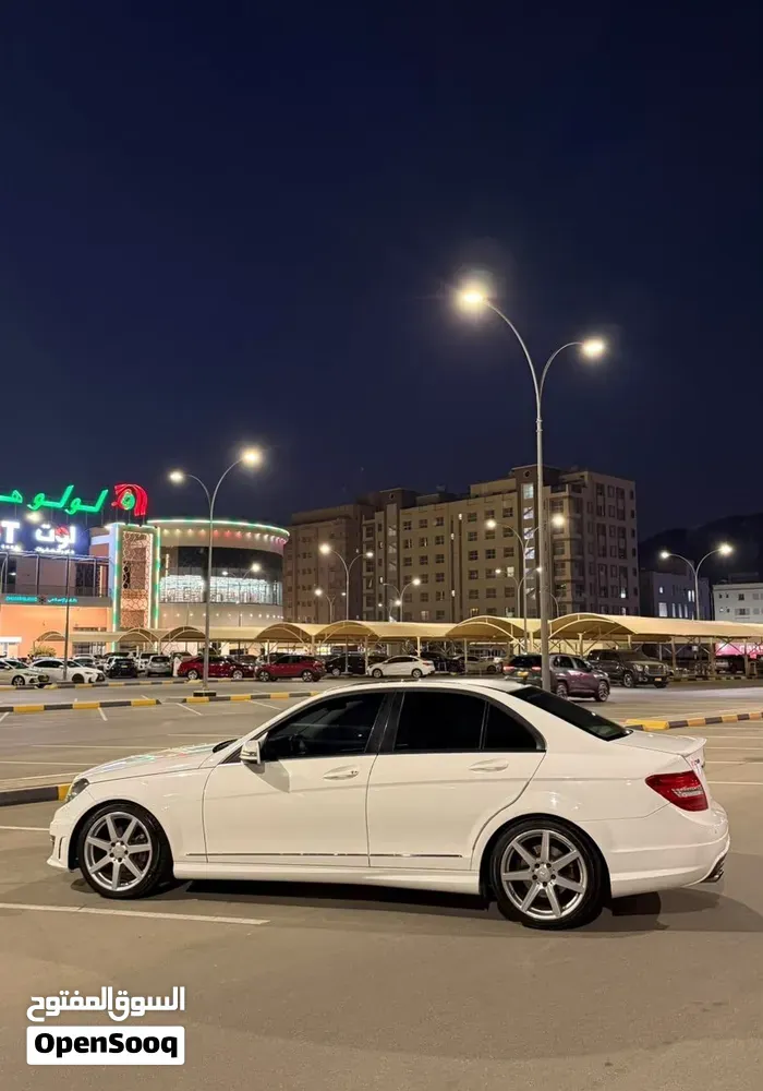 Mercedes-Benz C-Class 2014 photo 2