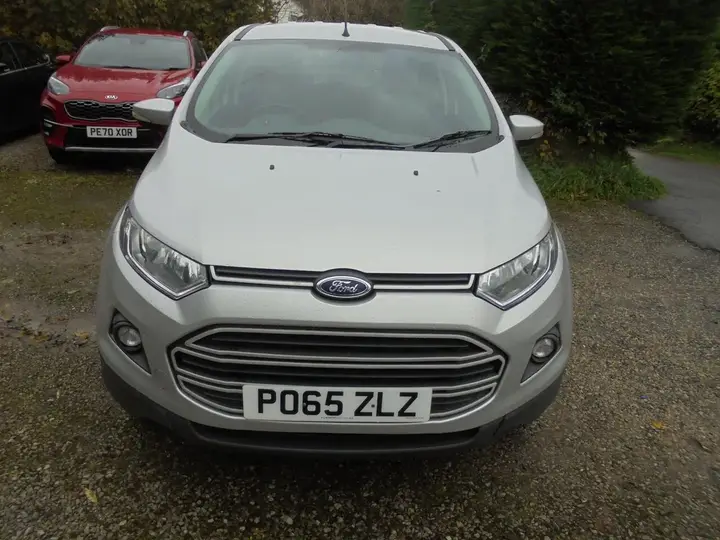 Ford Ecosport 2015 photo 2