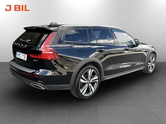 Volvo V60 Cross Country 2020 photo 3