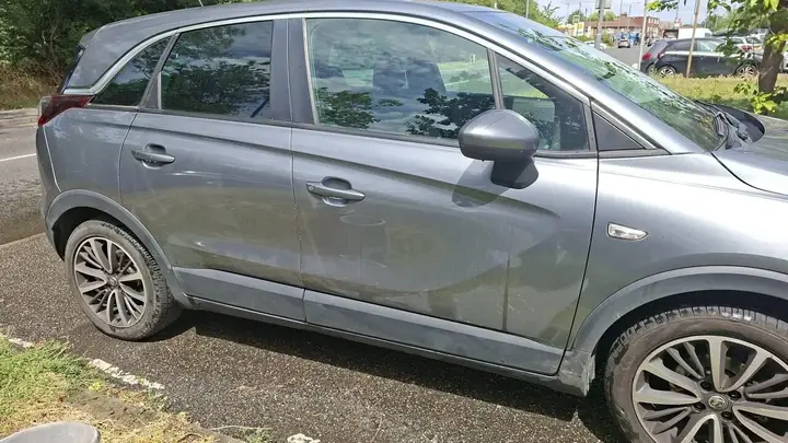 Vauxhall Crossland X 2019 photo 2
