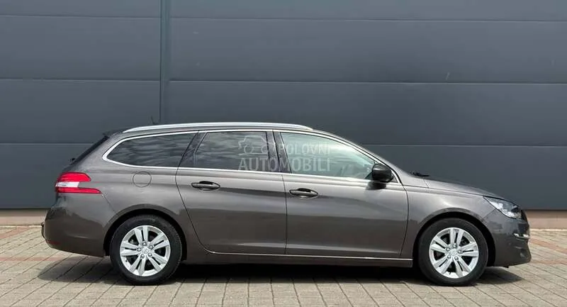 Peugeot 308 2014 photo 5