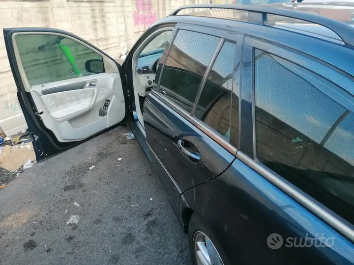 Mercedes-Benz W203