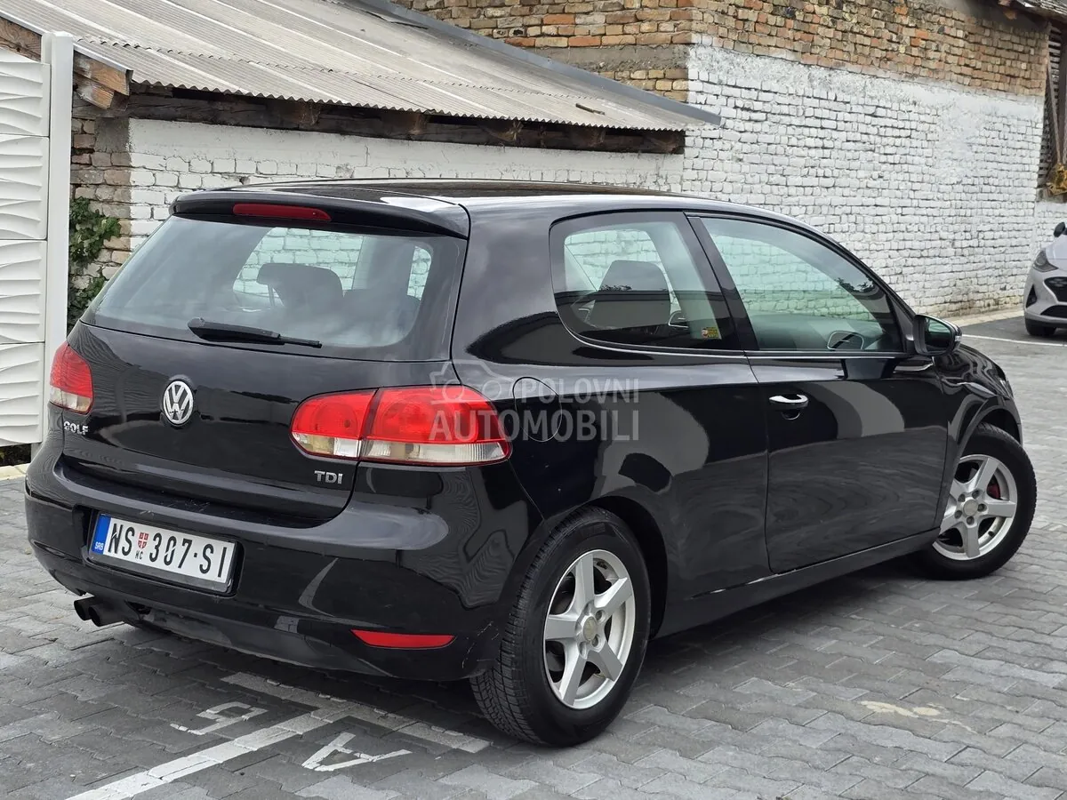 Volkswagen Golf 2009 photo 4