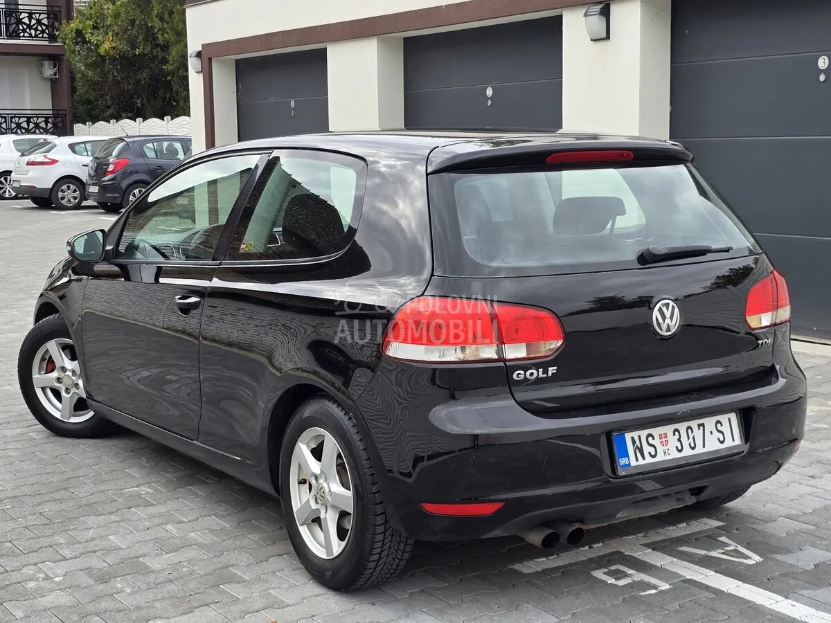 Volkswagen Golf 2009 photo 3
