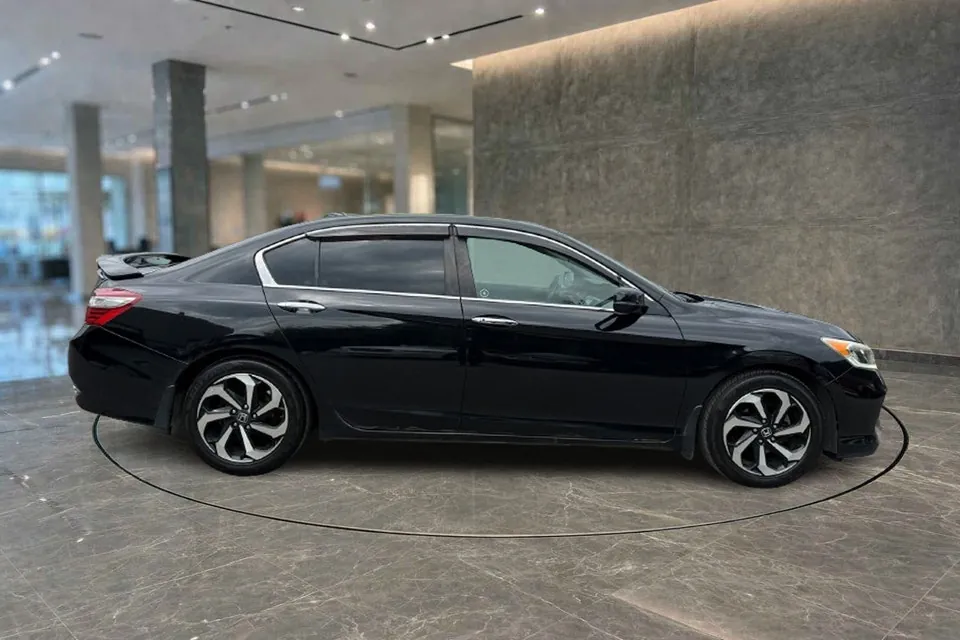 Honda Accord 2017 photo 4