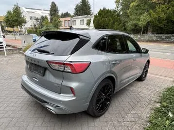 Ford Kuga 2023 photo 2