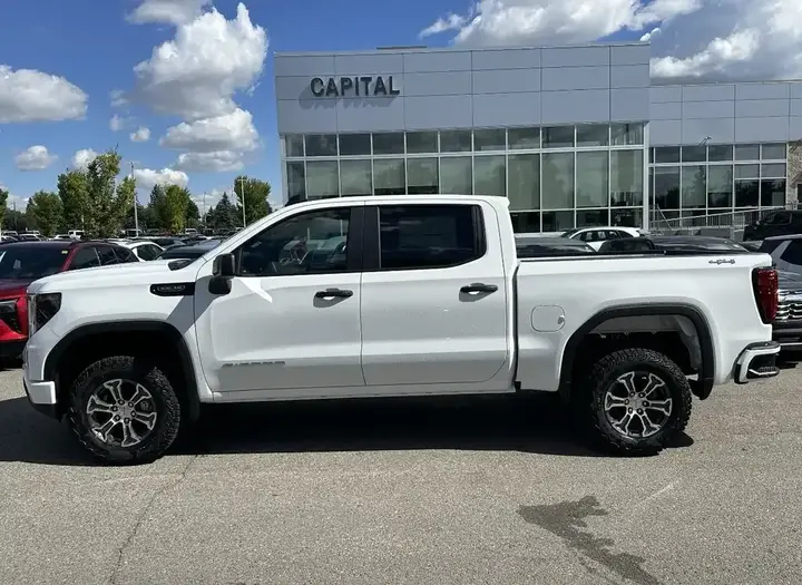 GMC Sierra 1500 2026 photo 3