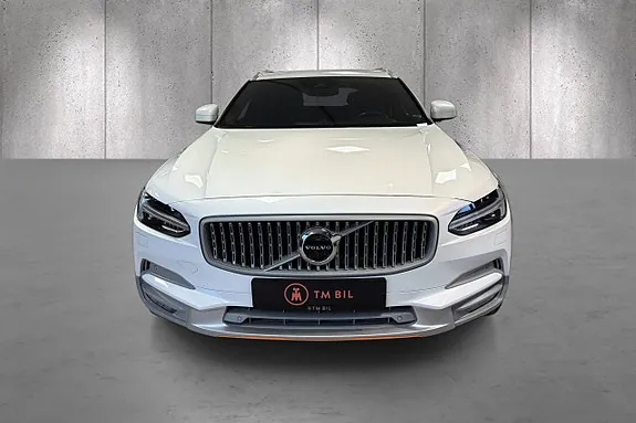 Volvo V90 Cross Country 2018 photo 2