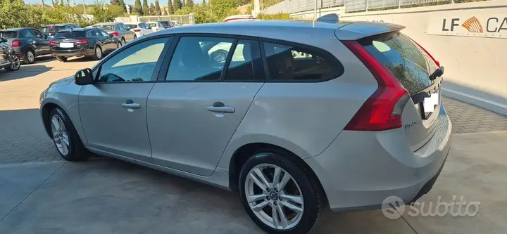 Volvo V60 2013 photo 4